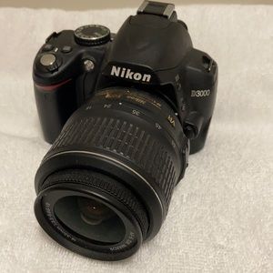Nikon D3000 DSLR Camera